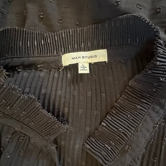 woman blouse black MaxStudio Brand size L - Picture 3 of 3